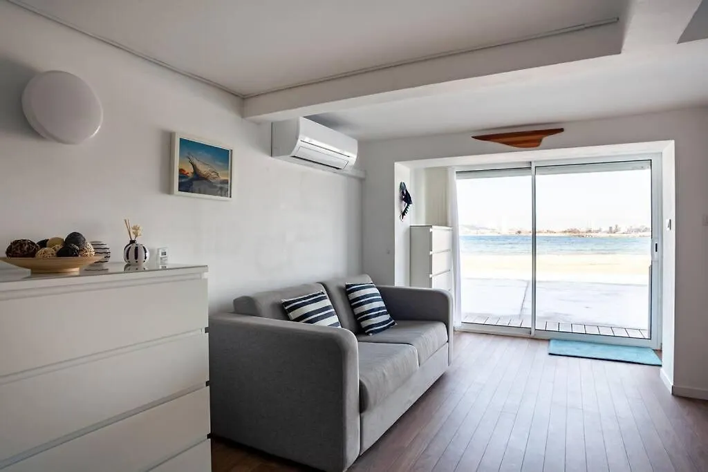 Appartement Cabanon avec terrasse - bord de plage - Le Cabanon 12 à Marseille